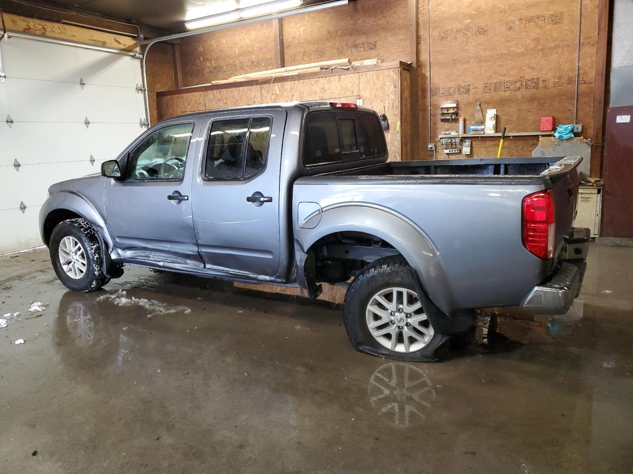 2019 Nissan Navara (Frontier) - Image 2