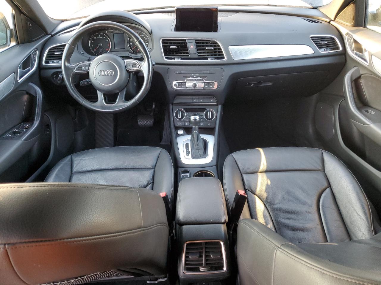 2016 Audi Q3 - Image 8