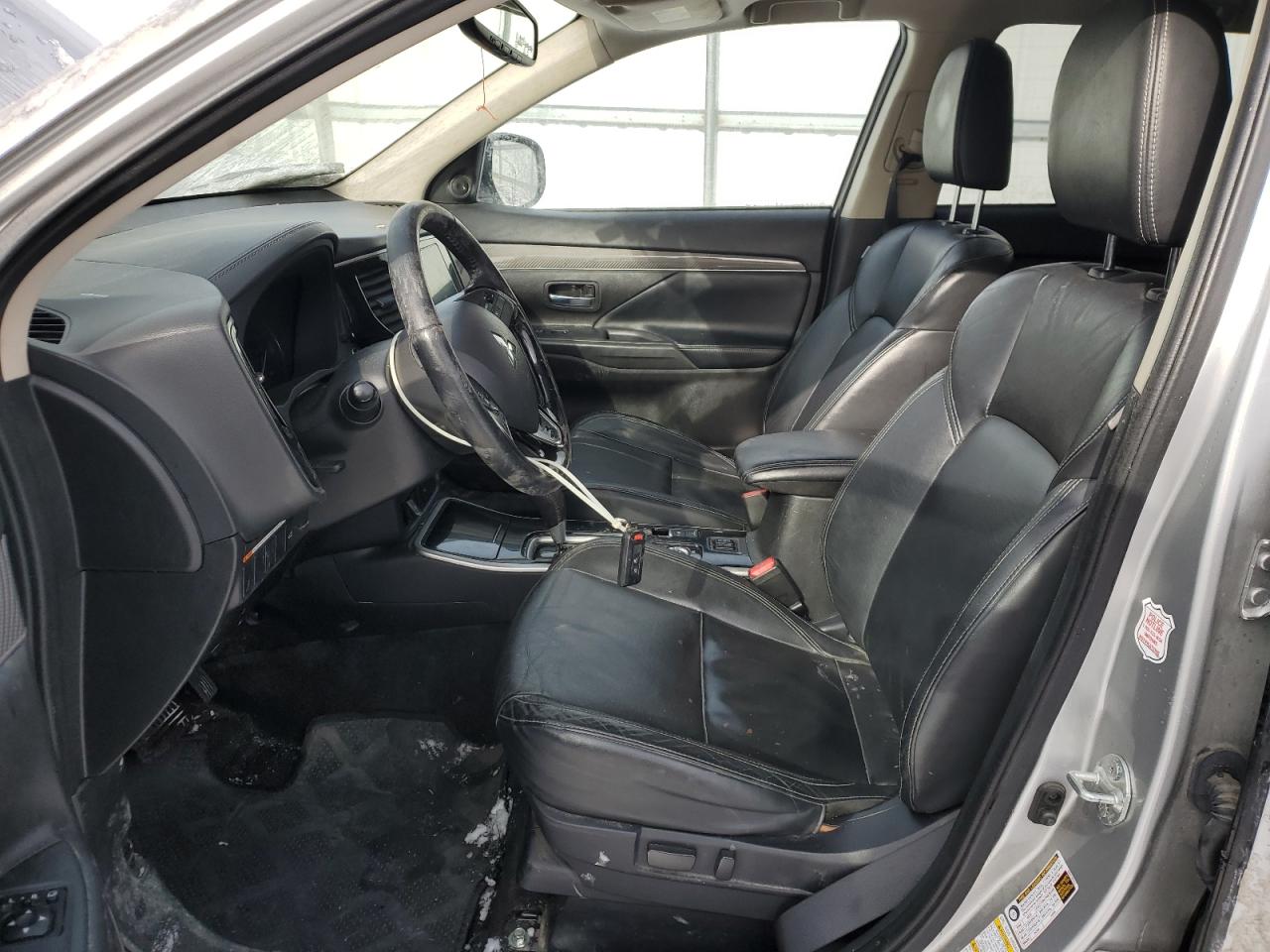 2019 Mitsubishi Outlander - Image 7