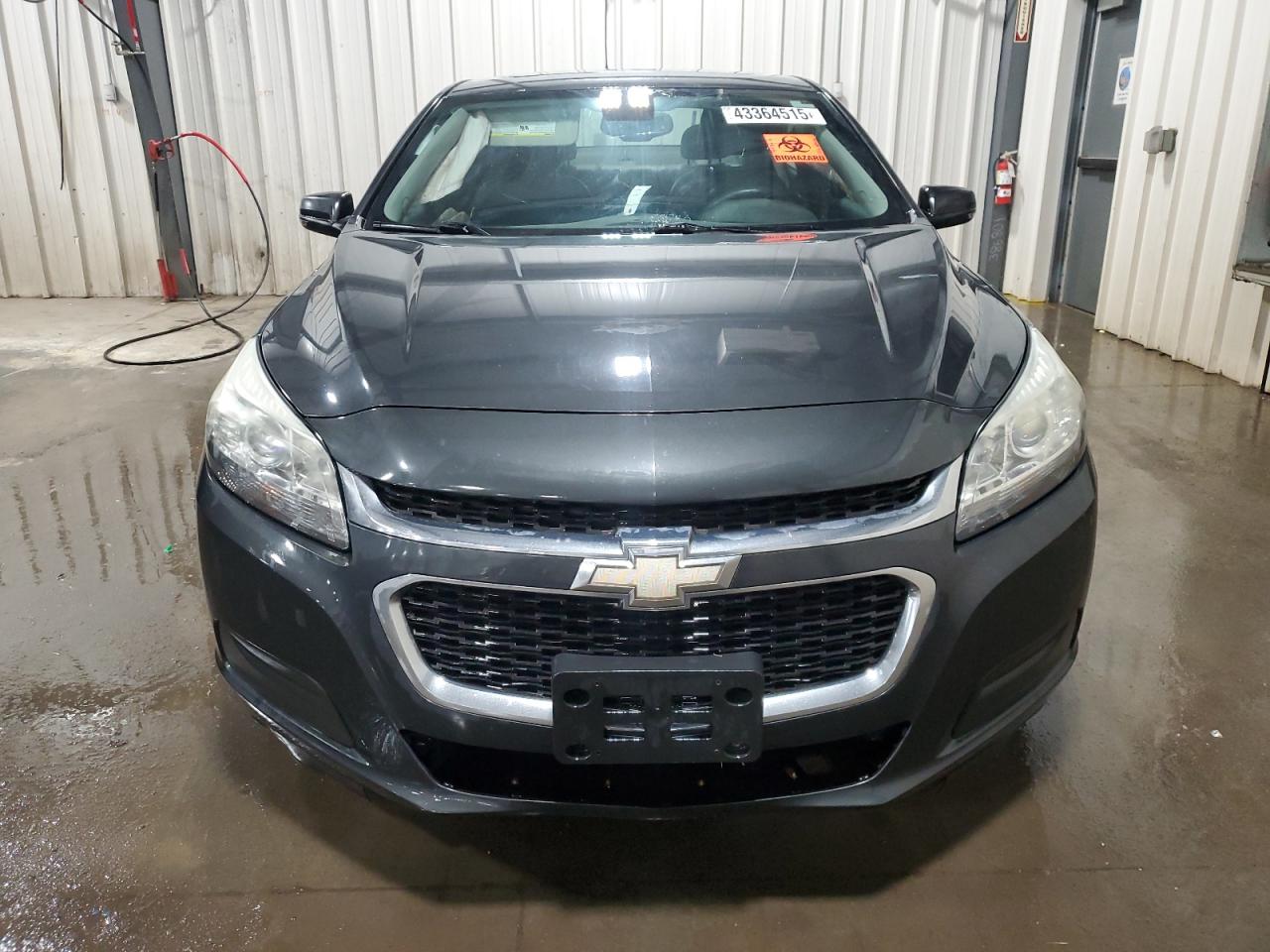 2015 Chevrolet Malibu - Image 5