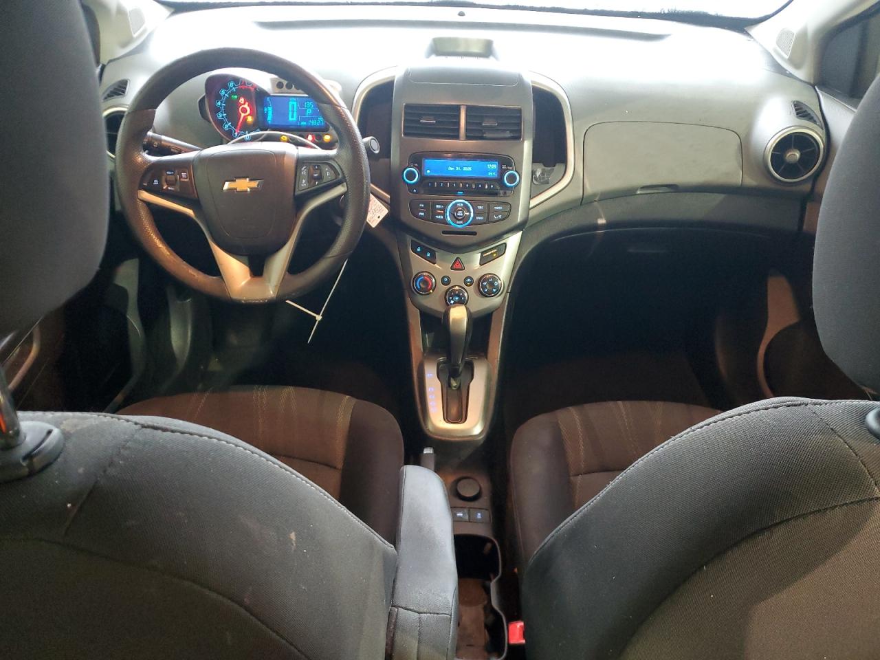 2014 Chevrolet Sonic - Image 8