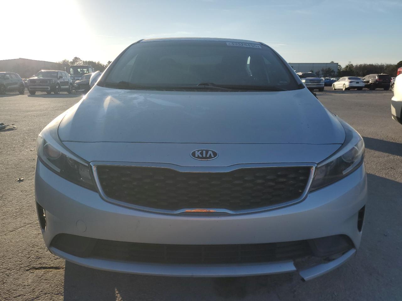 2018 Kia Forte - Image 5