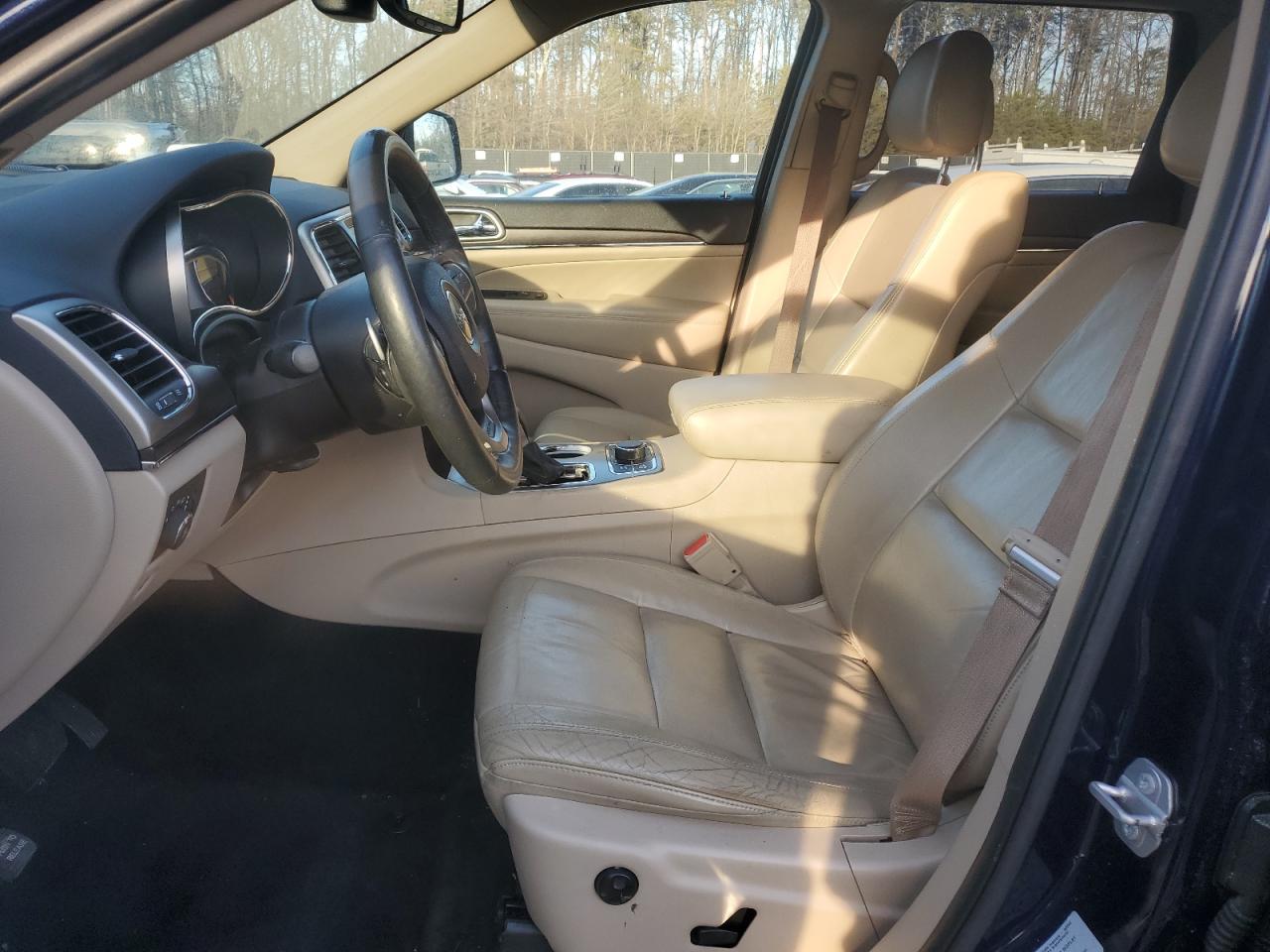 2017 Jeep Grand Cherokee - Image 7