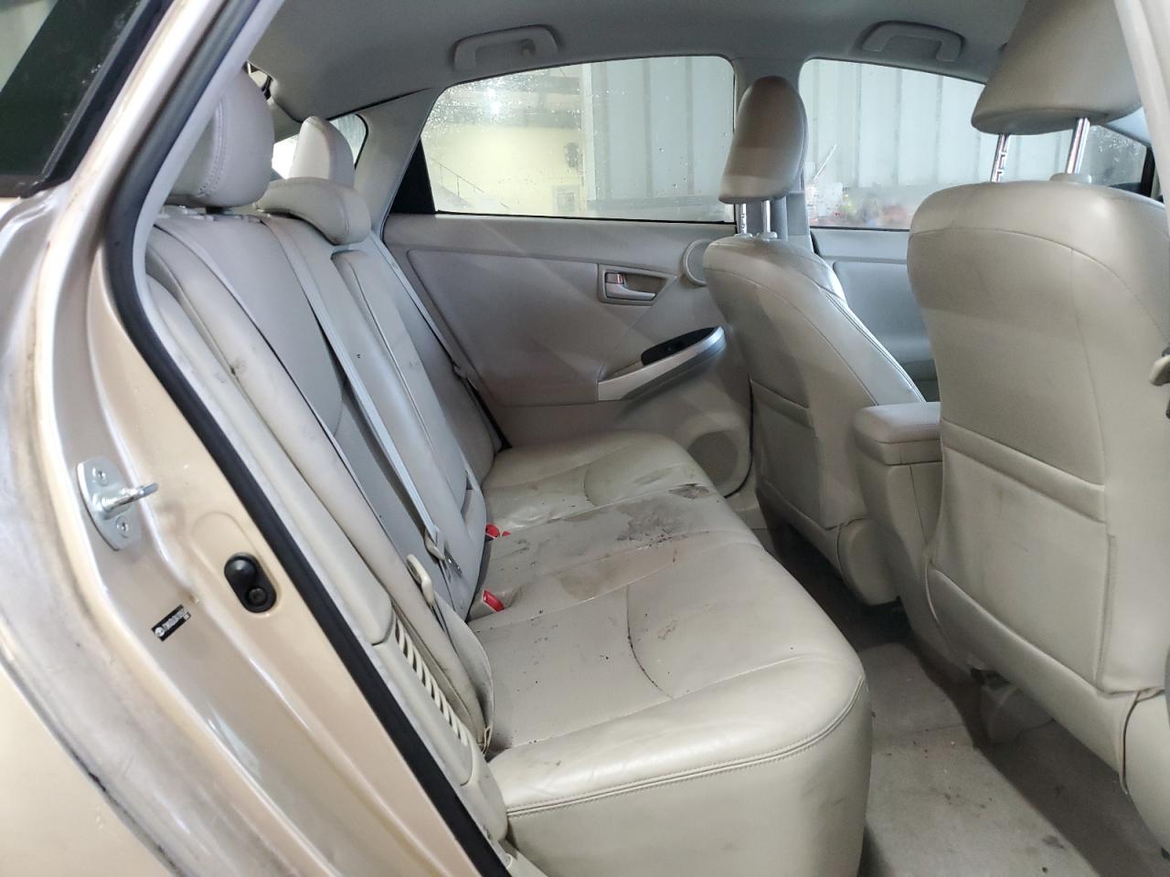 2010 Toyota Prius - Image 10