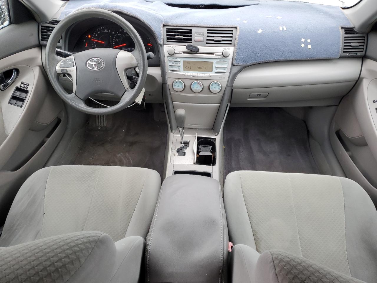 2009 Toyota Camry - Image 8