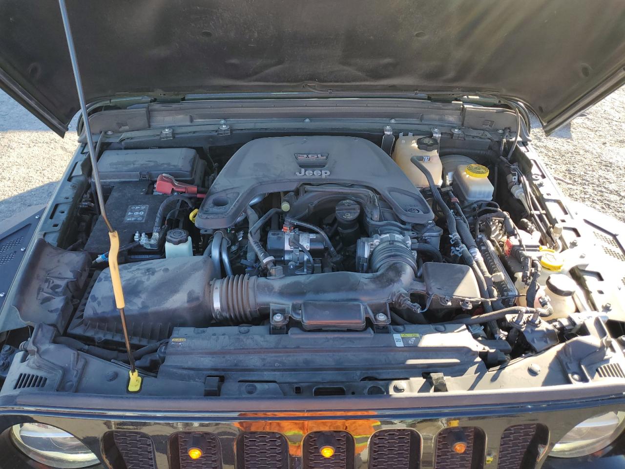 2021 Jeep Wrangler - Image 12
