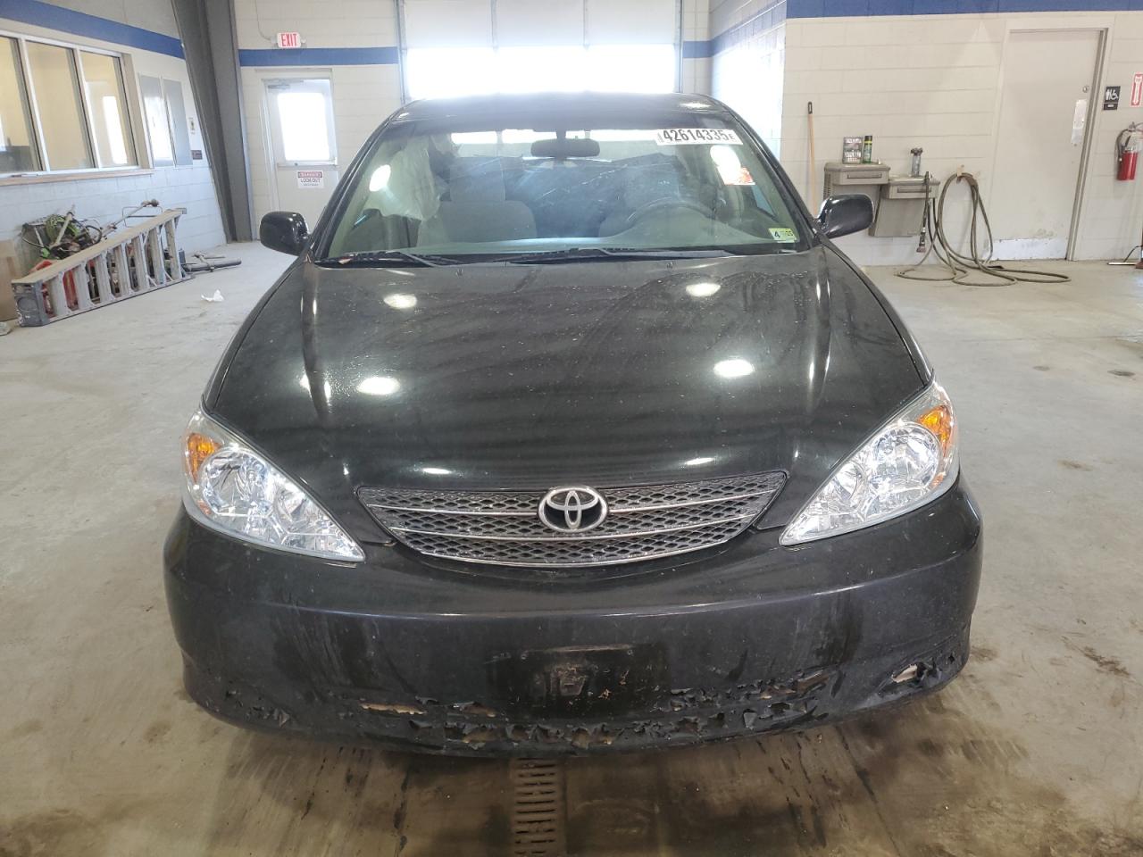 2004 Toyota Camry - Image 5
