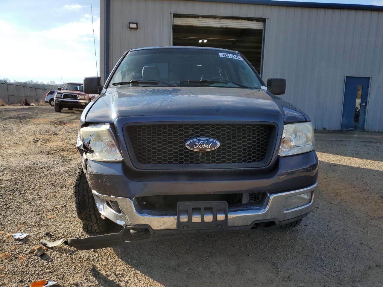 2004 Ford F-150 - Image 5