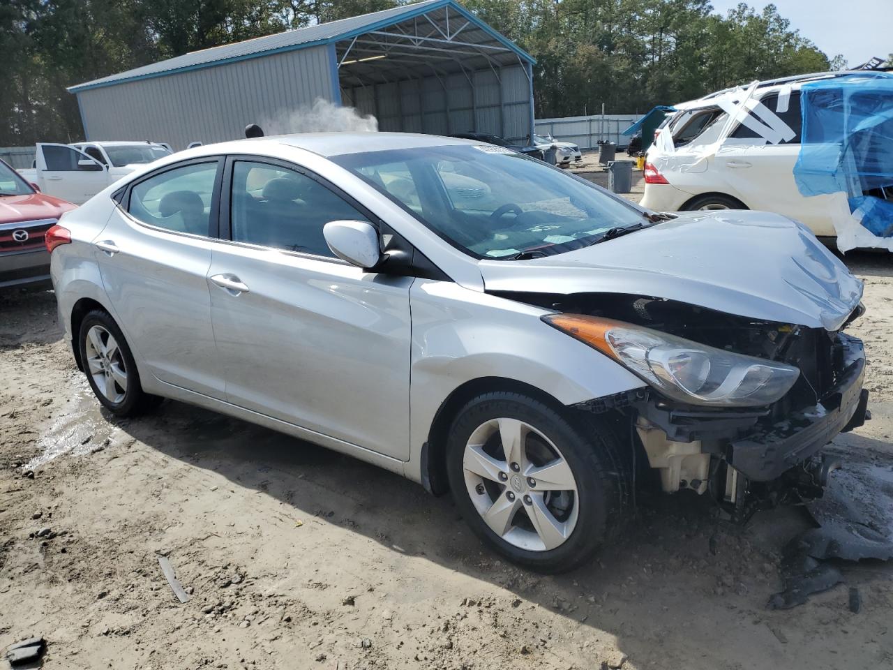 2013 Hyundai Elantra - Image 4