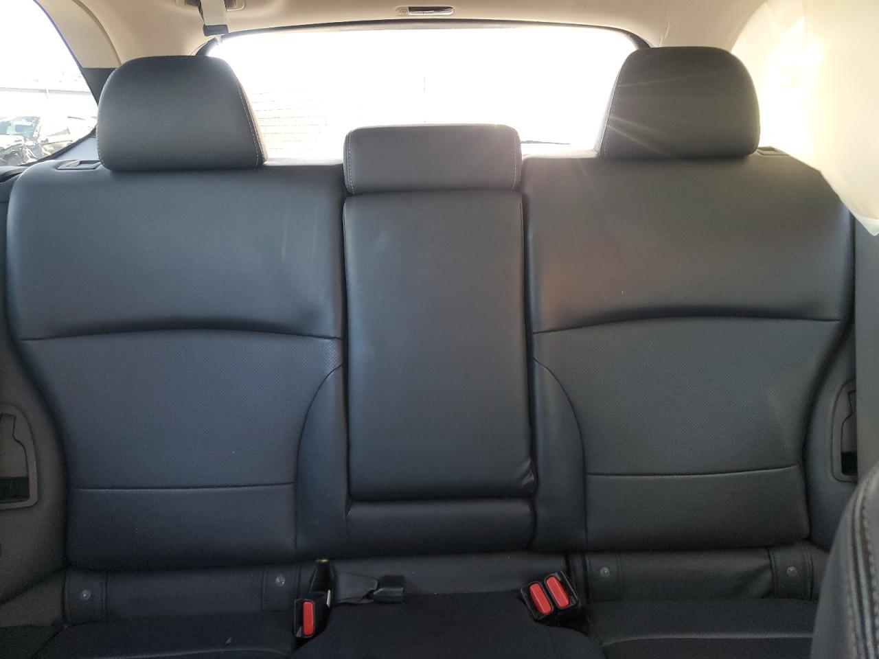 2016 Subaru Outback - Image 10