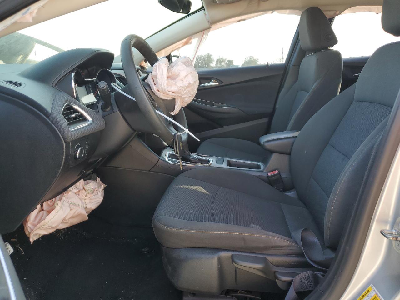 2017 Chevrolet Cruze - Image 7