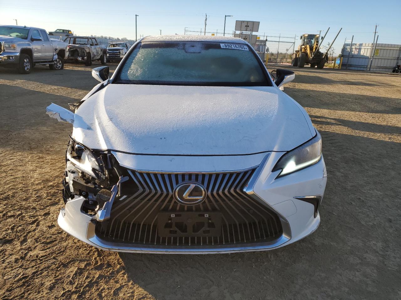 2019 Lexus ES - Image 5