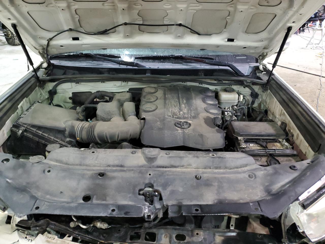 2011 Toyota 4Runner - Image 12