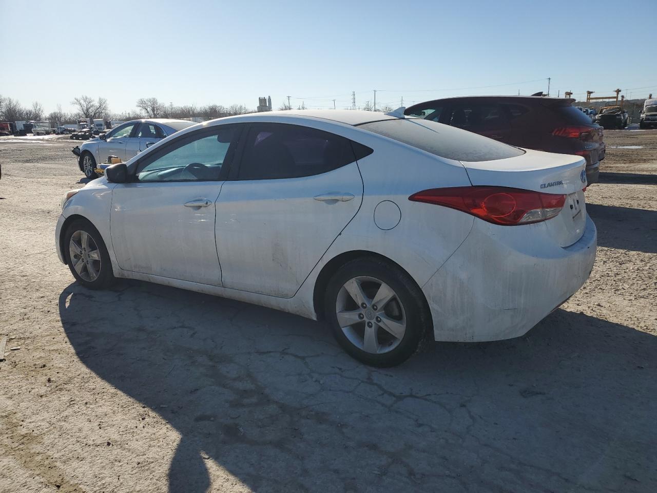 2013 Hyundai Elantra - Image 2