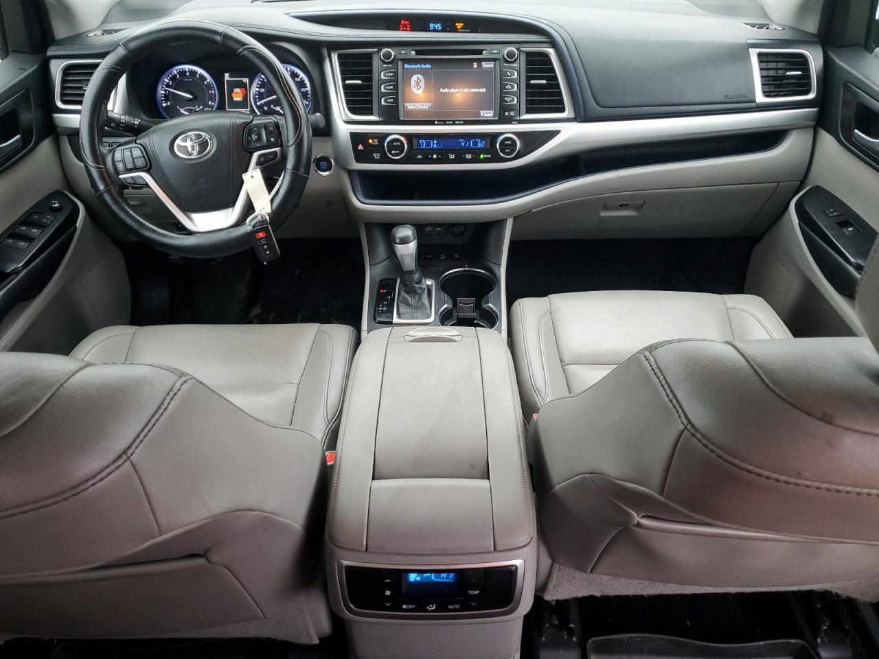 2019 Toyota Highlander - Image 8