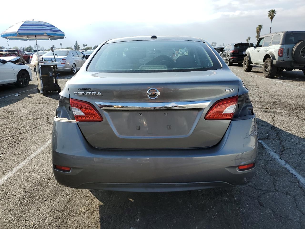 2015 Nissan Sentra - Image 6