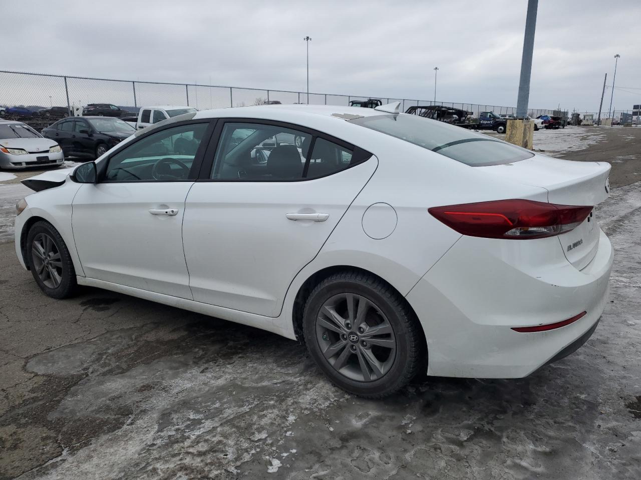 2017 Hyundai Elantra - Image 2