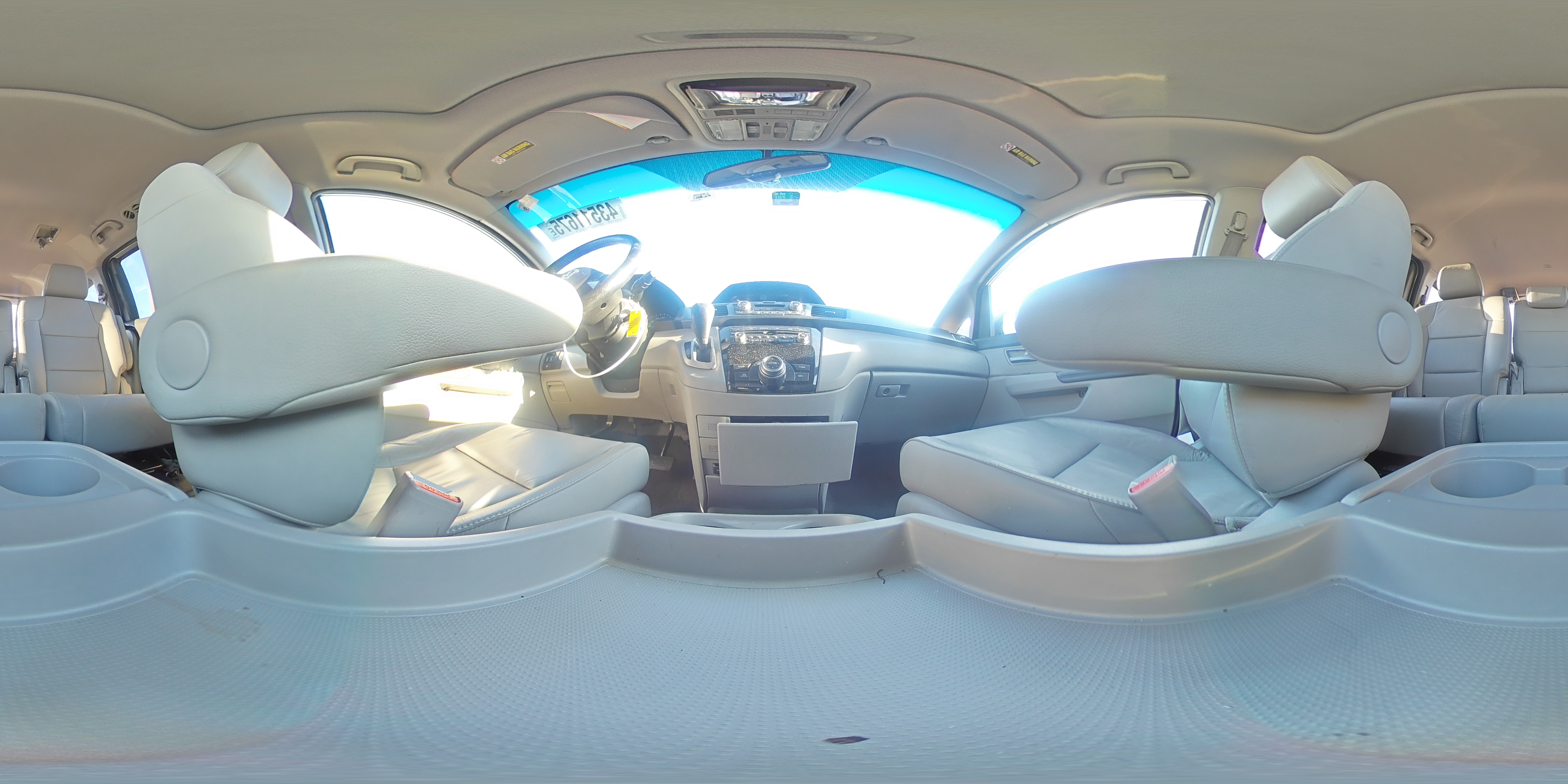2012 Honda Odyssey - Image 13