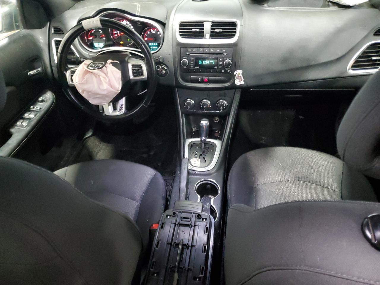 2011 Dodge Avenger - Image 8