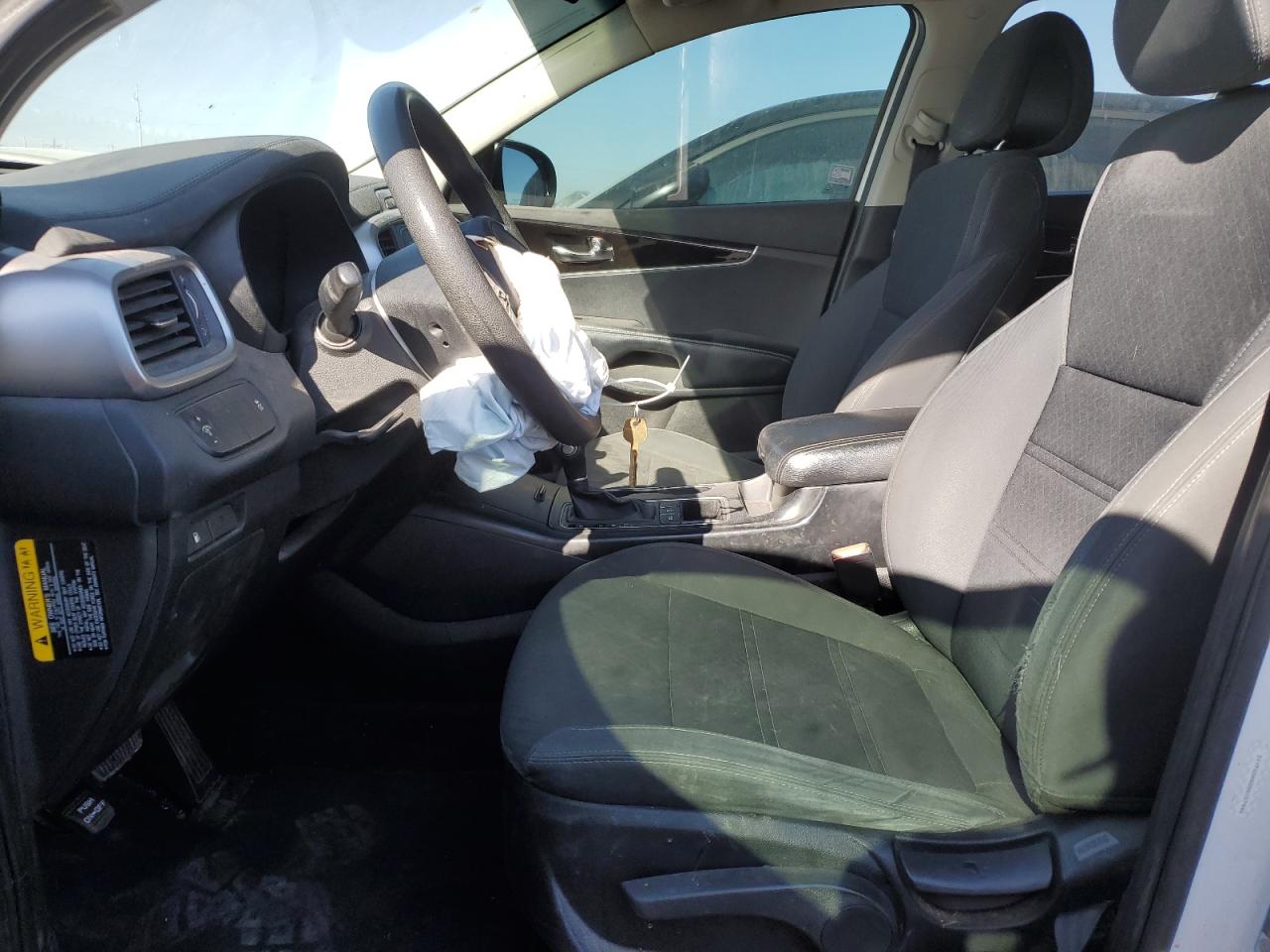 2016 Kia Sorento - Image 7