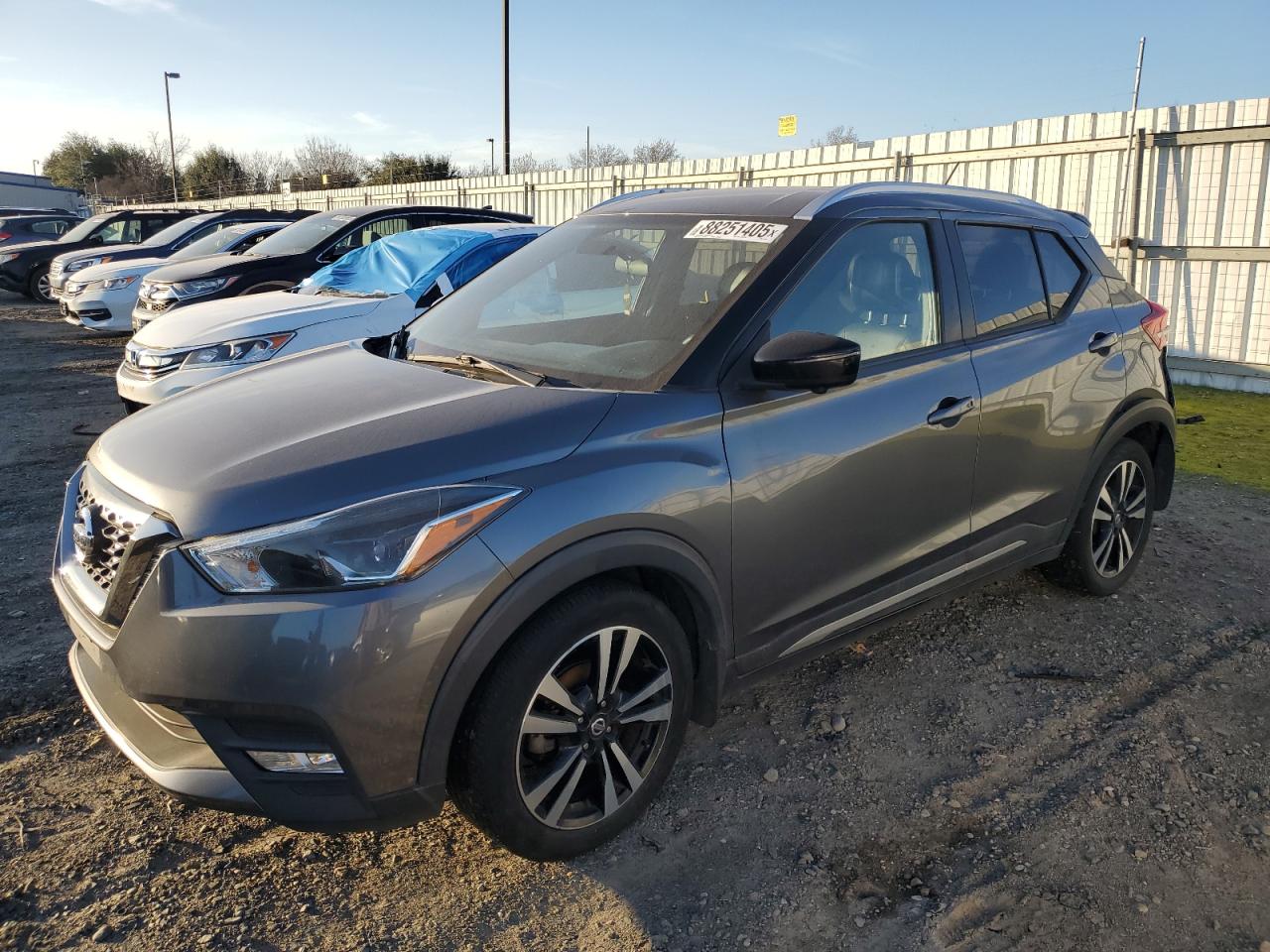 VIN 3N1CP5CU7JL522202 2018 NISSAN KICKS no.1