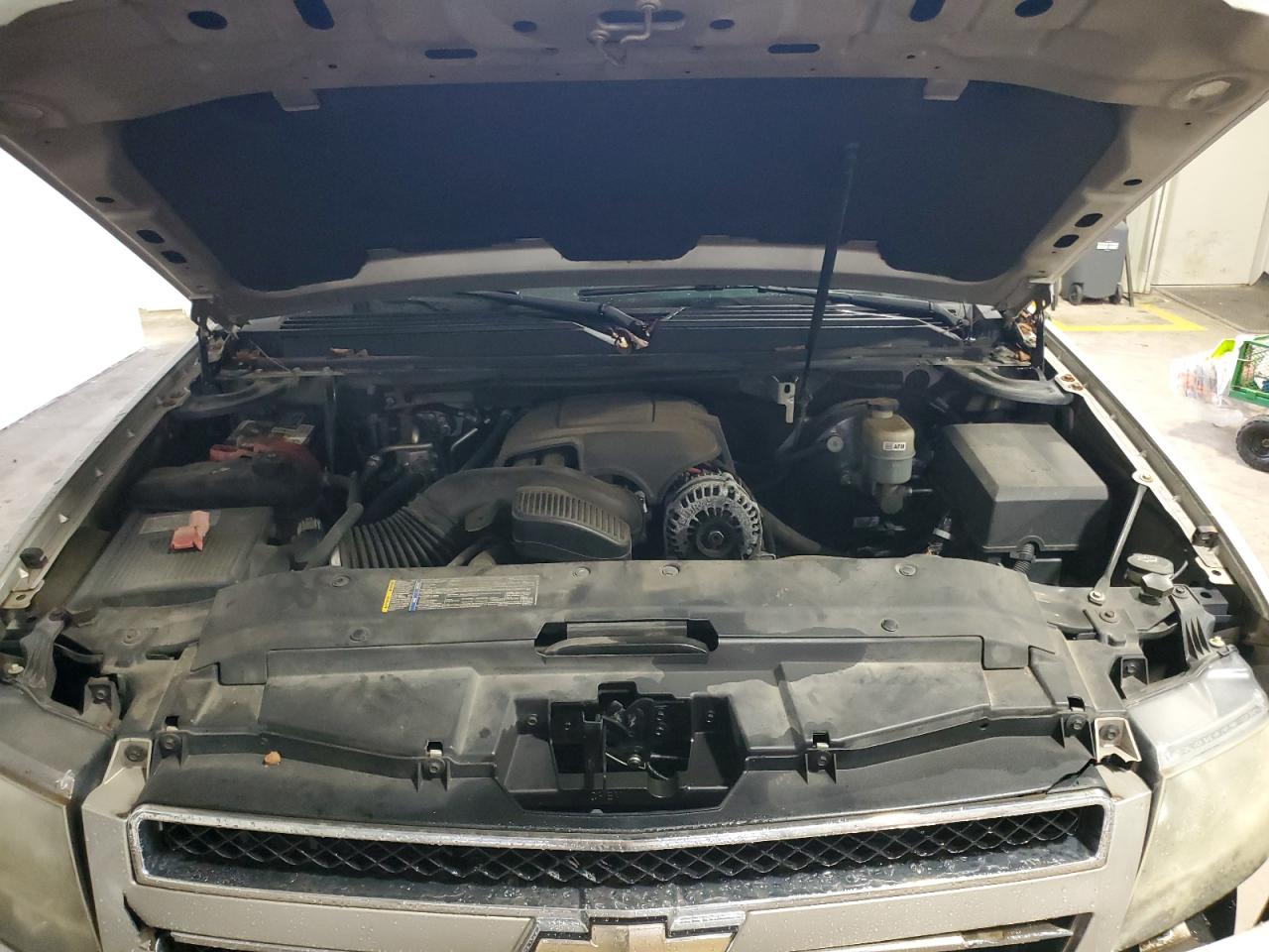 2009 Chevrolet Tahoe - Image 12
