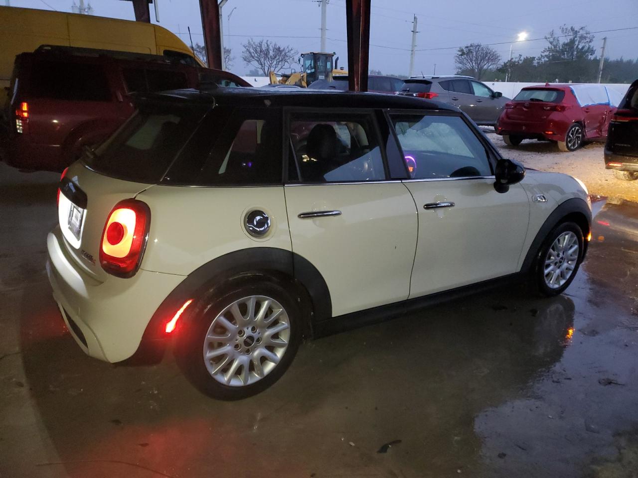2016 MINI Cooper - Image 3