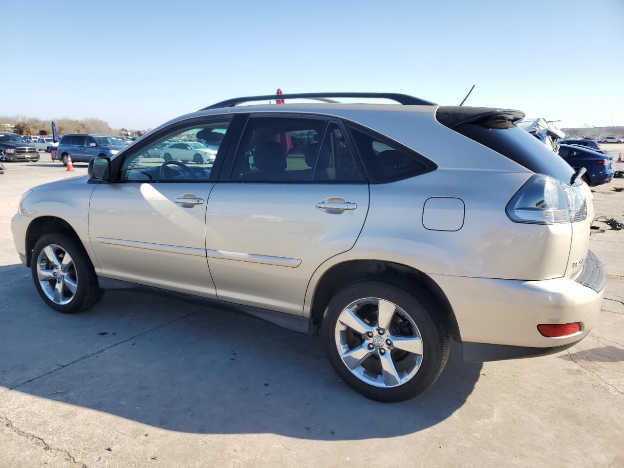 2004 Lexus RX - Image 2