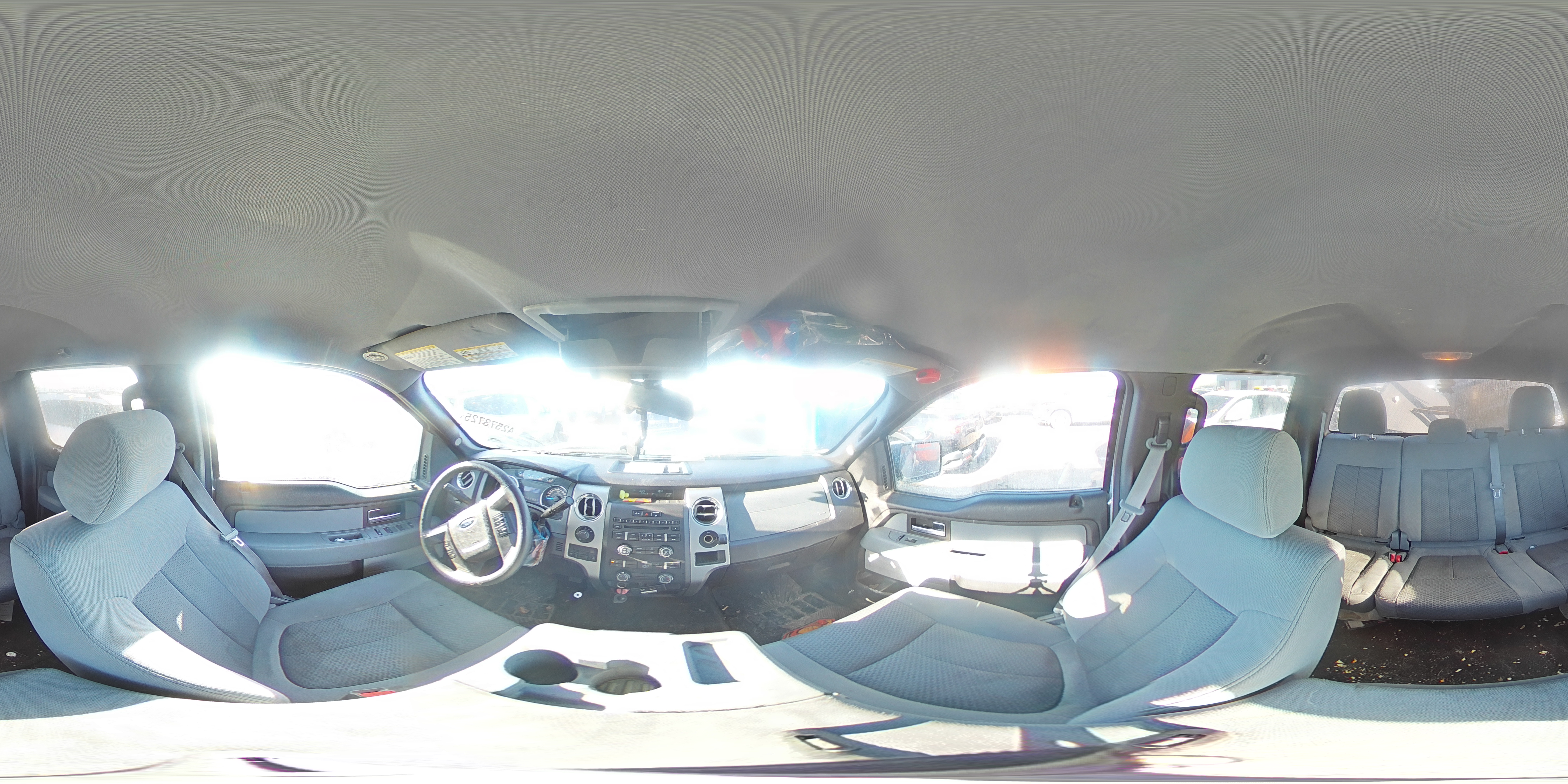 2014 Ford F-150 - Image 13