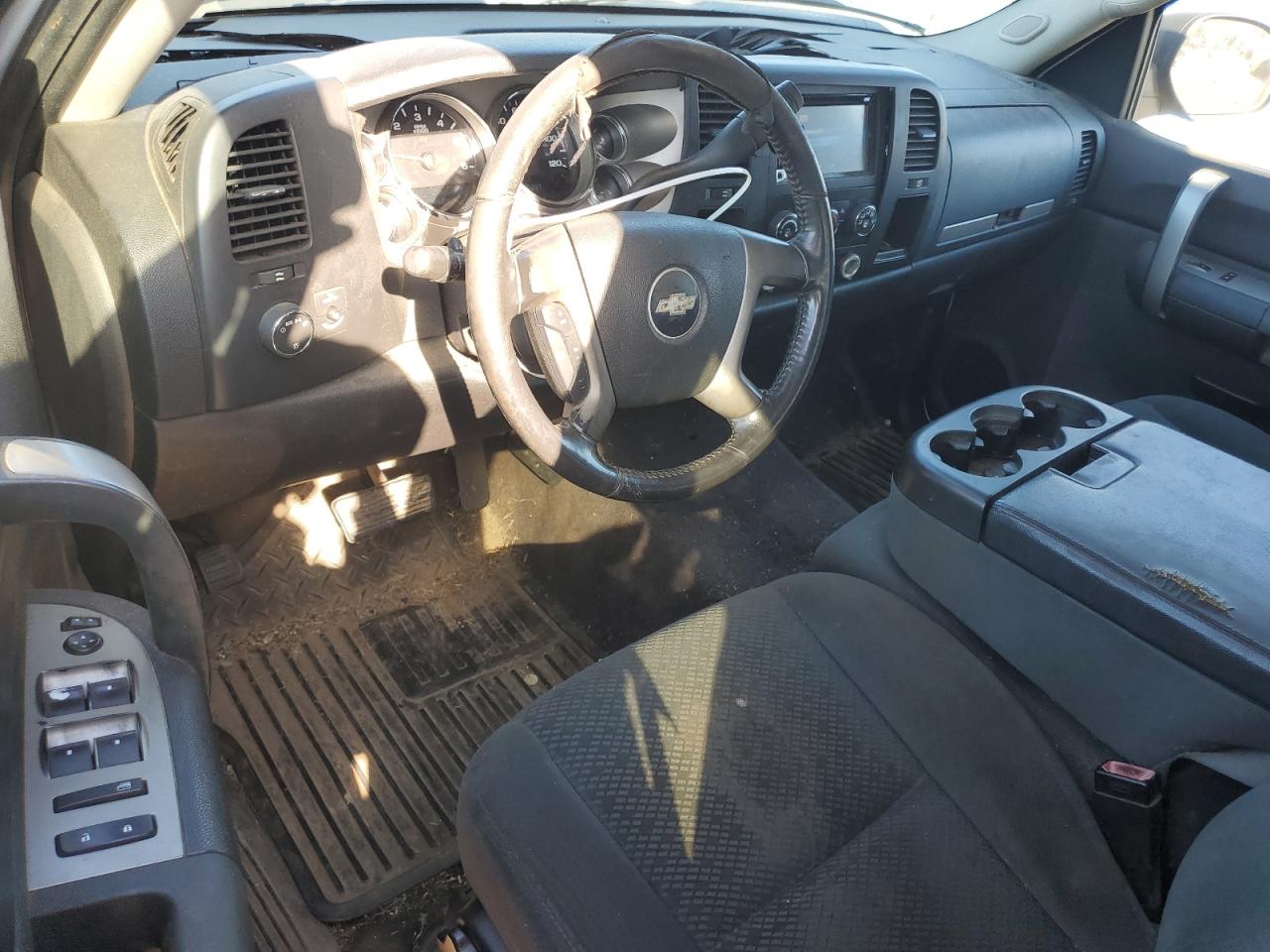 2008 Chevrolet Silverado - Image 8