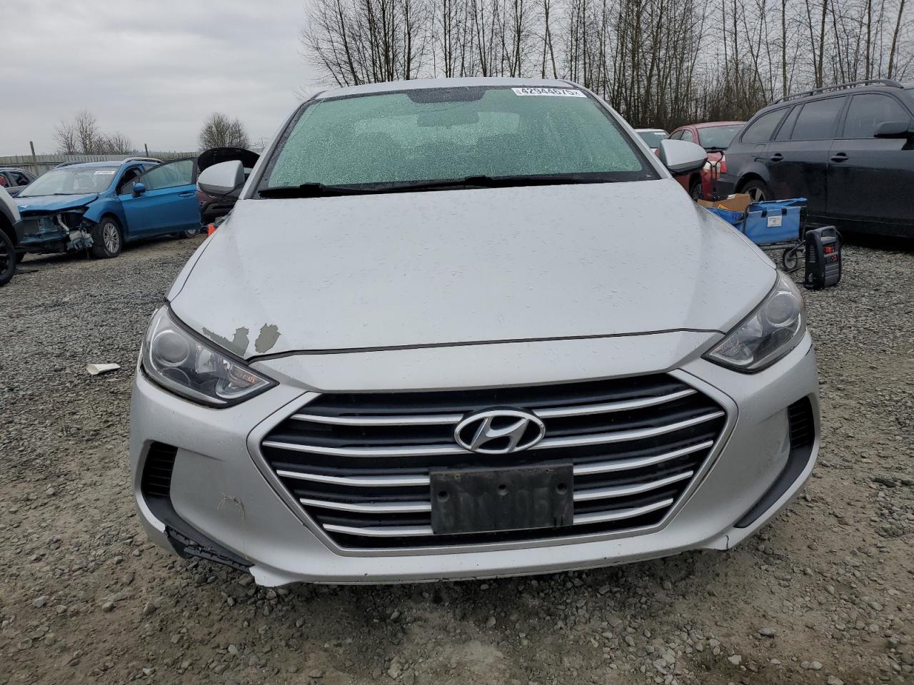 2017 Hyundai Elantra - Image 5
