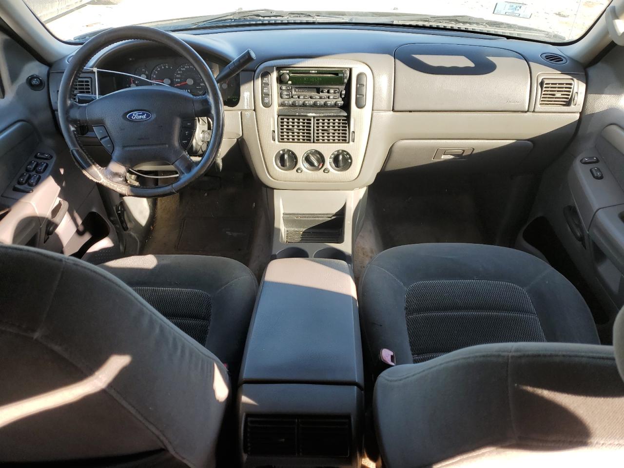 2003 Ford Explorer - Image 8