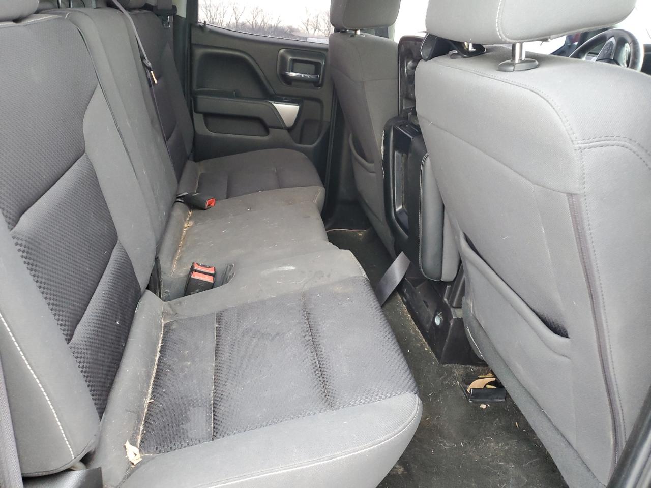 2016 Chevrolet Silverado - Image 10