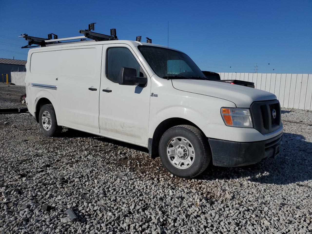 2018 Nissan NV - Image 4