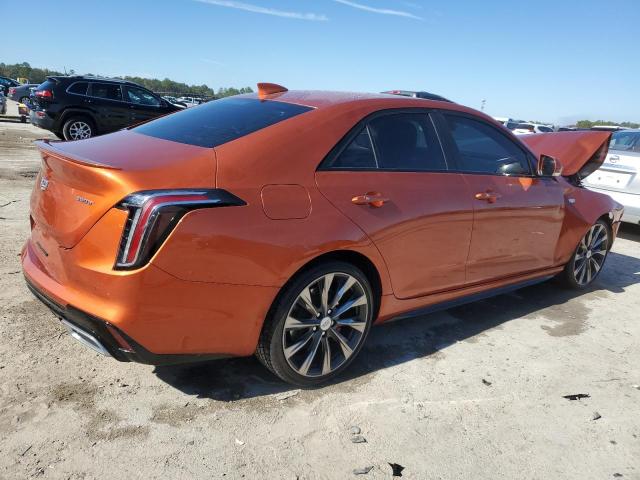 CADILLAC CT4 2023 Оранжевый