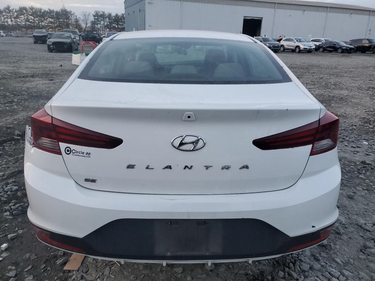 2020 Hyundai Elantra - Image 6