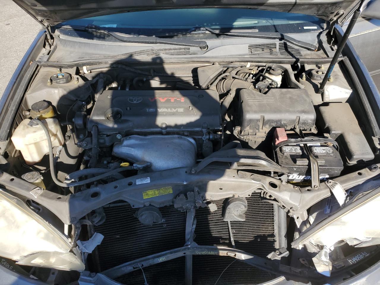 2004 Toyota Camry - Image 11