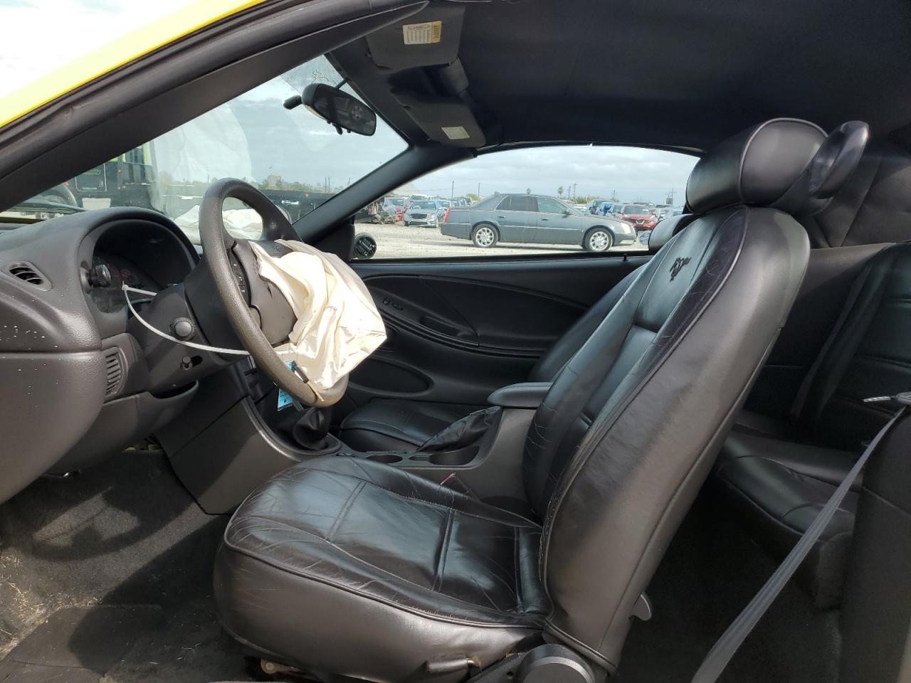 2002 Ford Mustang - Image 7