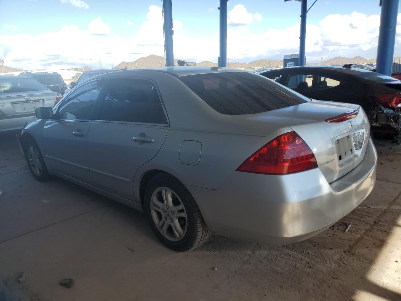 2007 Honda Accord - Image 2