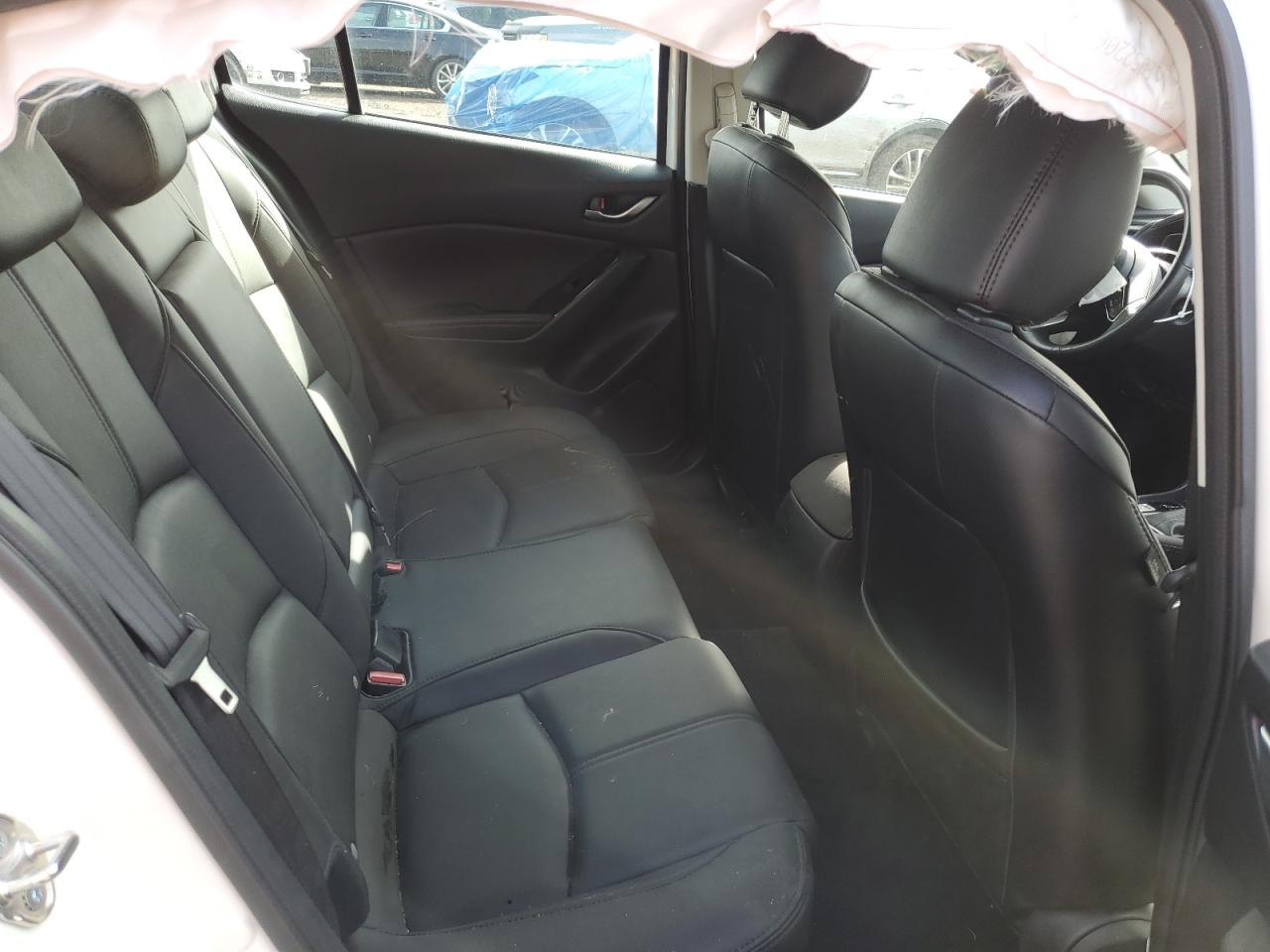 2018 Mazda 3 - Image 10