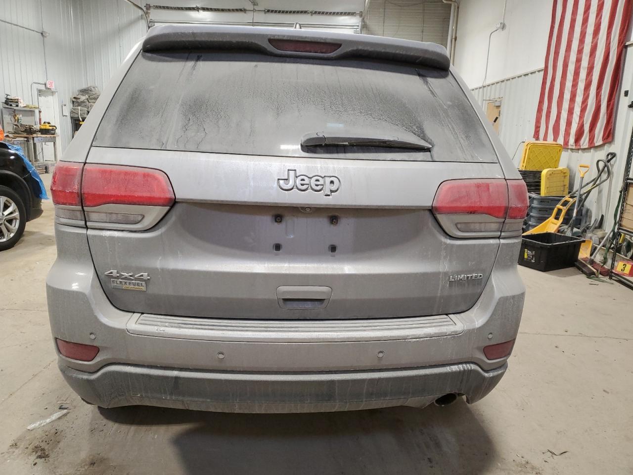 2015 Jeep Grand Cherokee - Image 6