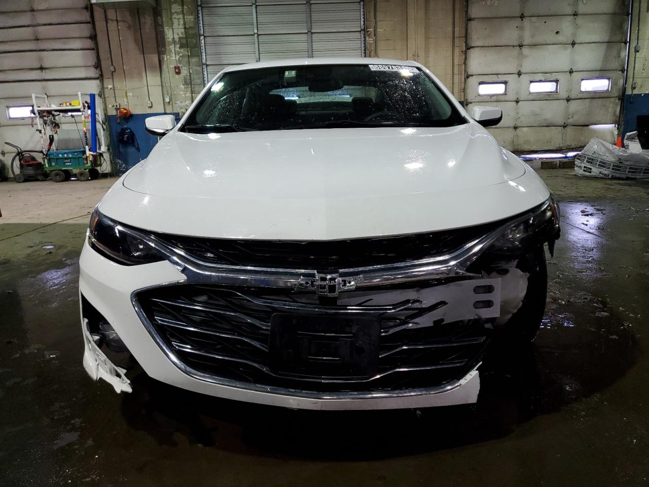 2023 Chevrolet Malibu - Image 5