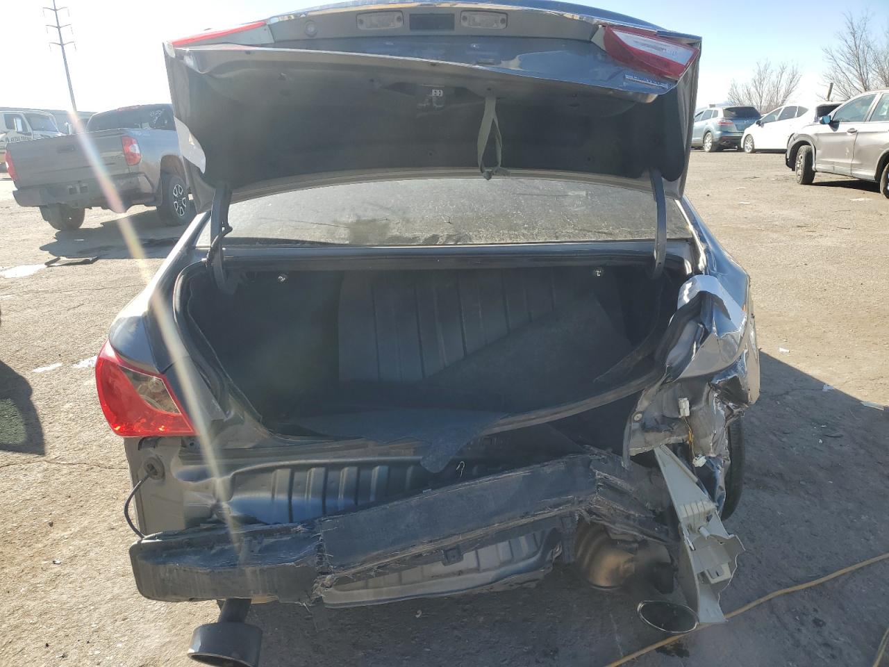 2011 Hyundai Sonata - Image 6
