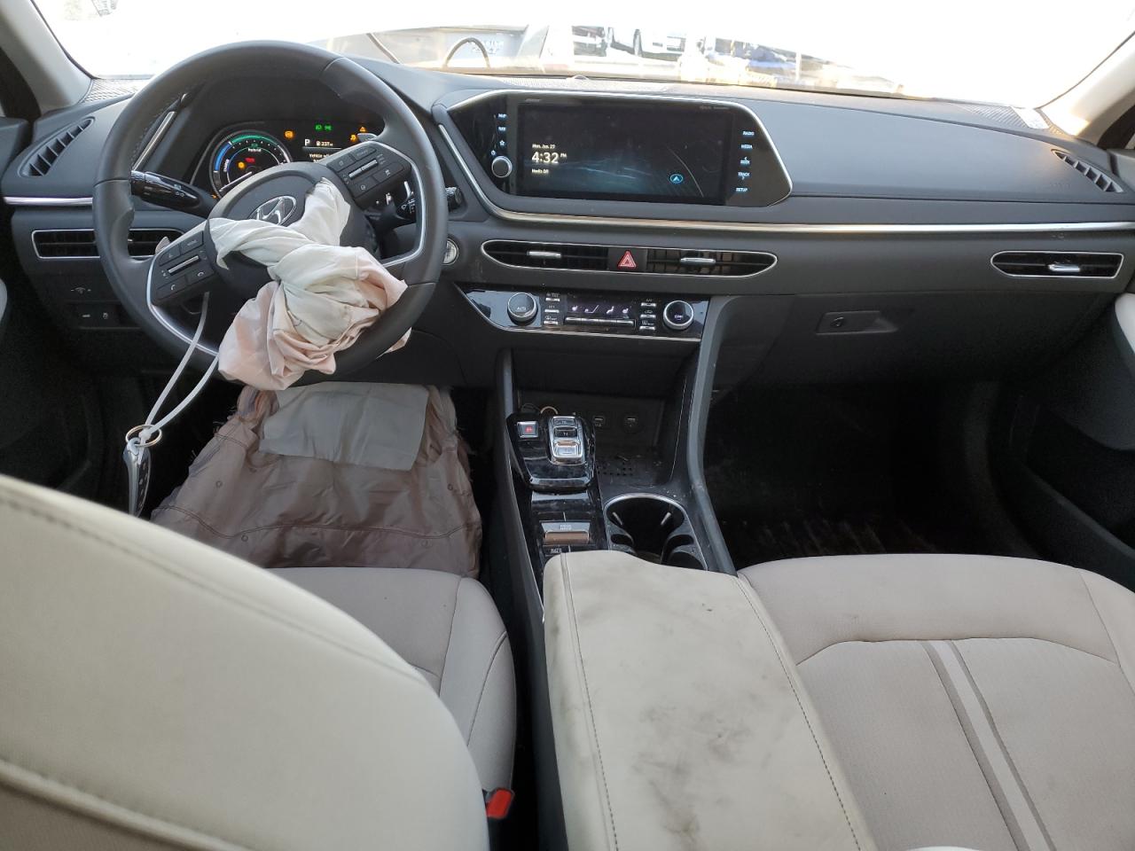 2023 Hyundai Sonata - Image 8