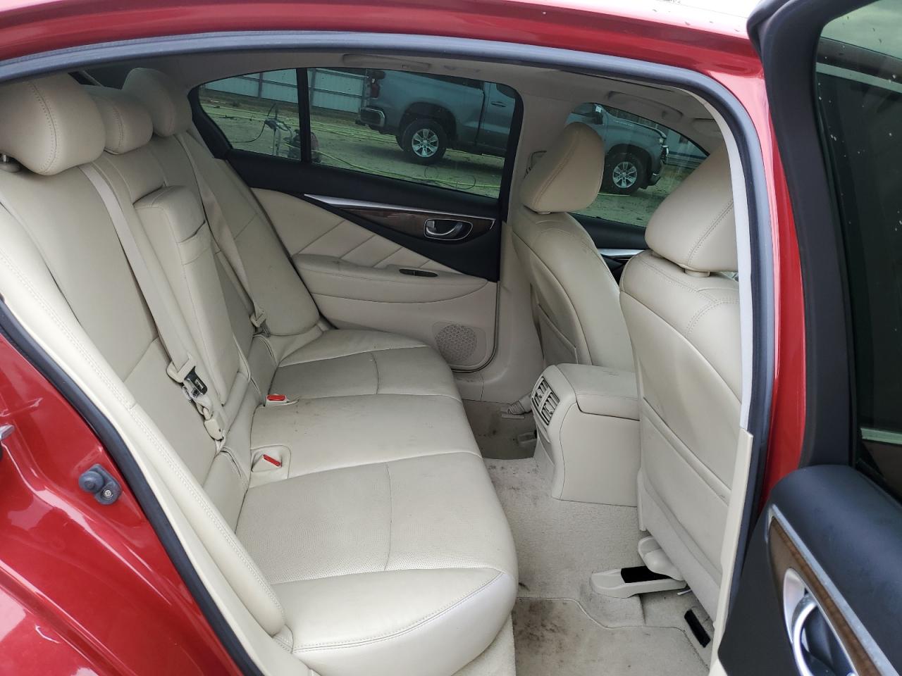 2014 Infiniti Q50 - Image 10