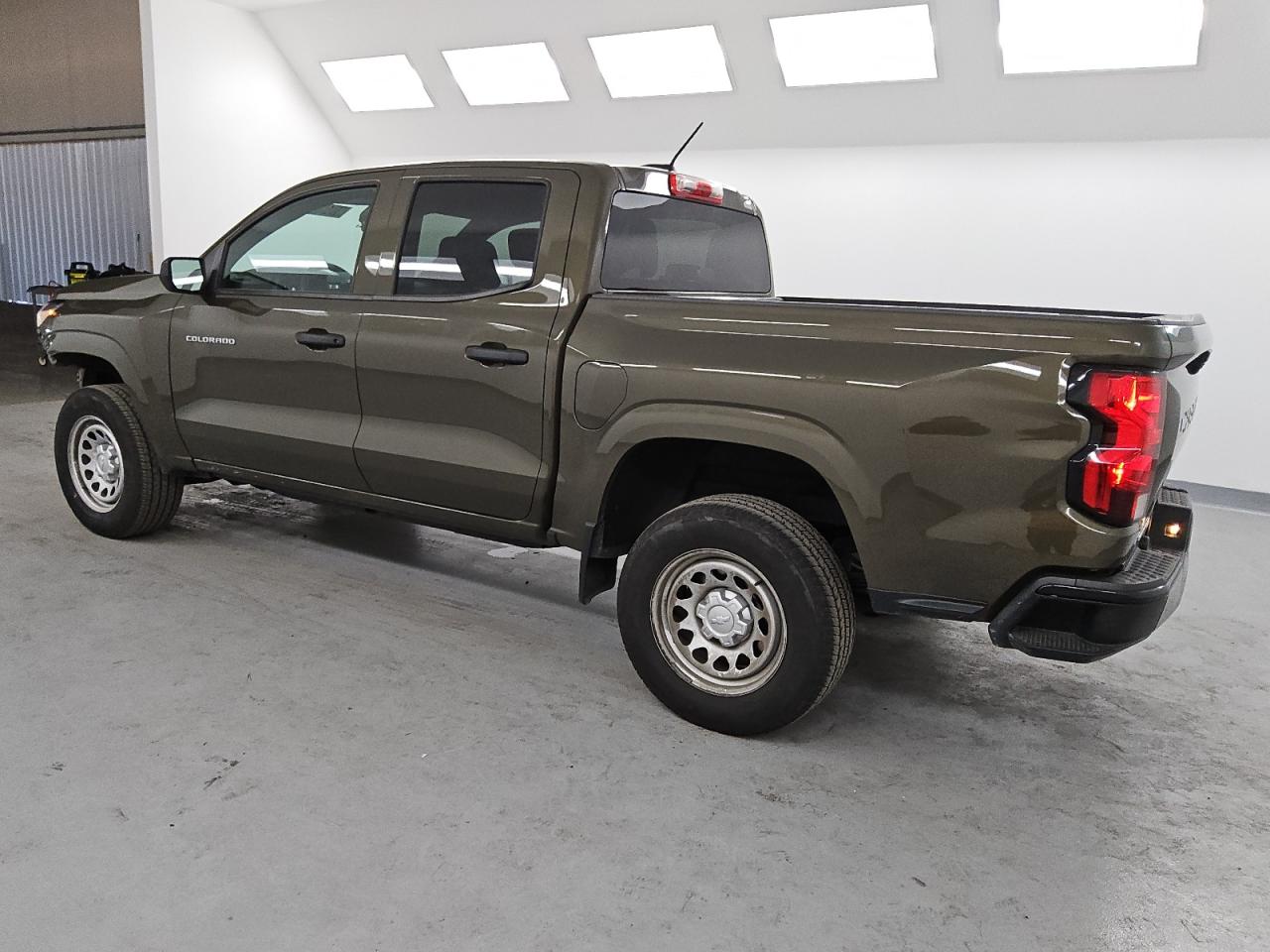 VIN 1GCGSBEC9P1262563 2023 CHEVROLET COLORADO no.2