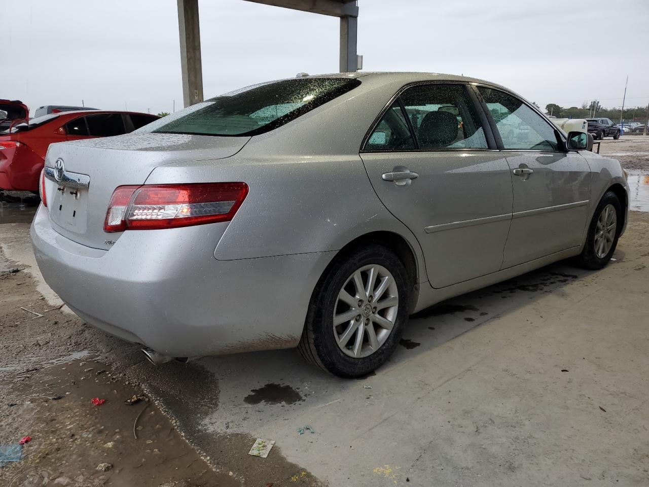 2011 Toyota Camry - Image 3