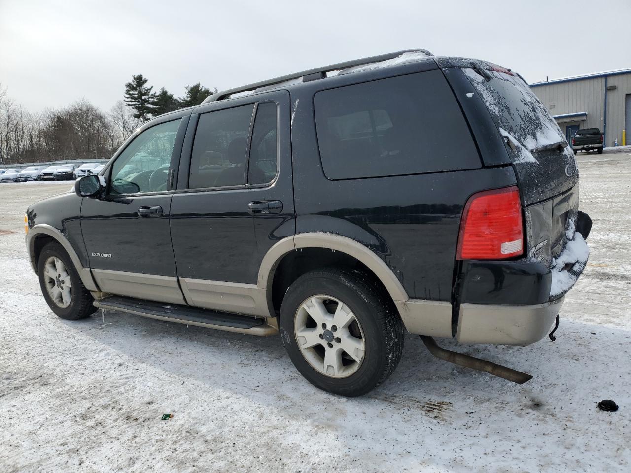 2004 Ford Explorer - Image 2