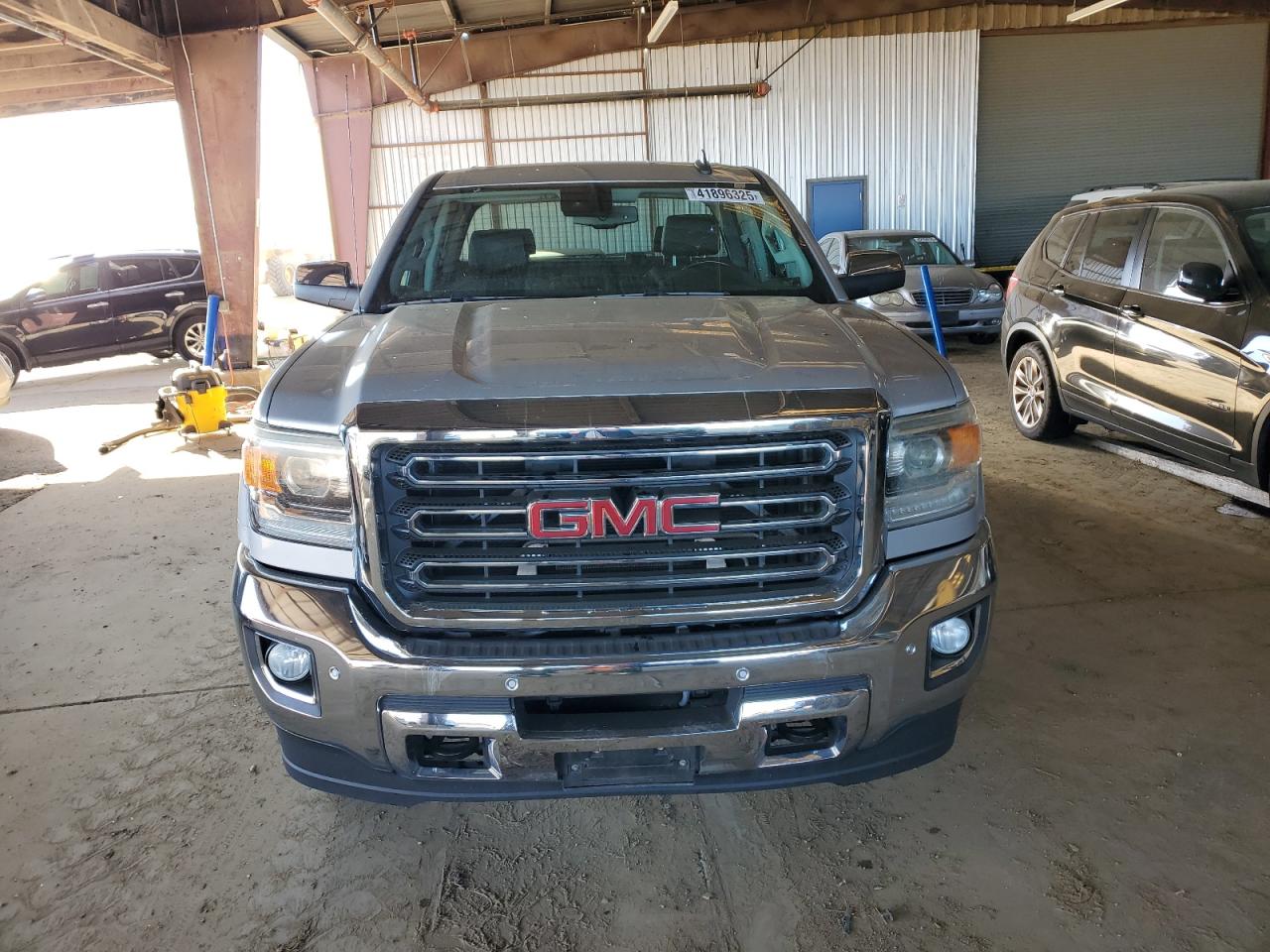 2016 GMC Sierra - Image 5