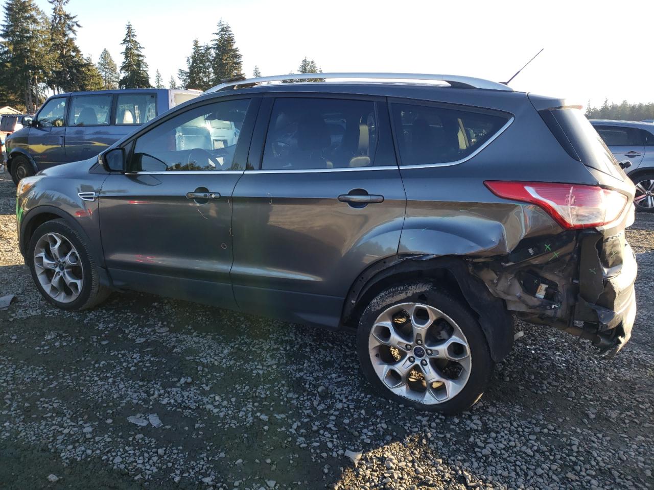 VIN 1FMCU9J9XFUA43048 2015 FORD ESCAPE no.2